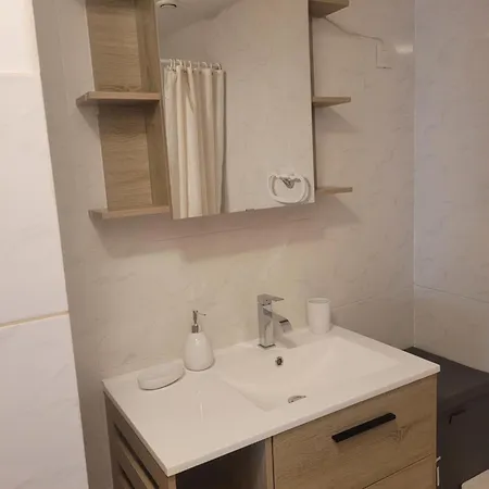 Domaine Du Plan Del Poux Rural Holiday home
